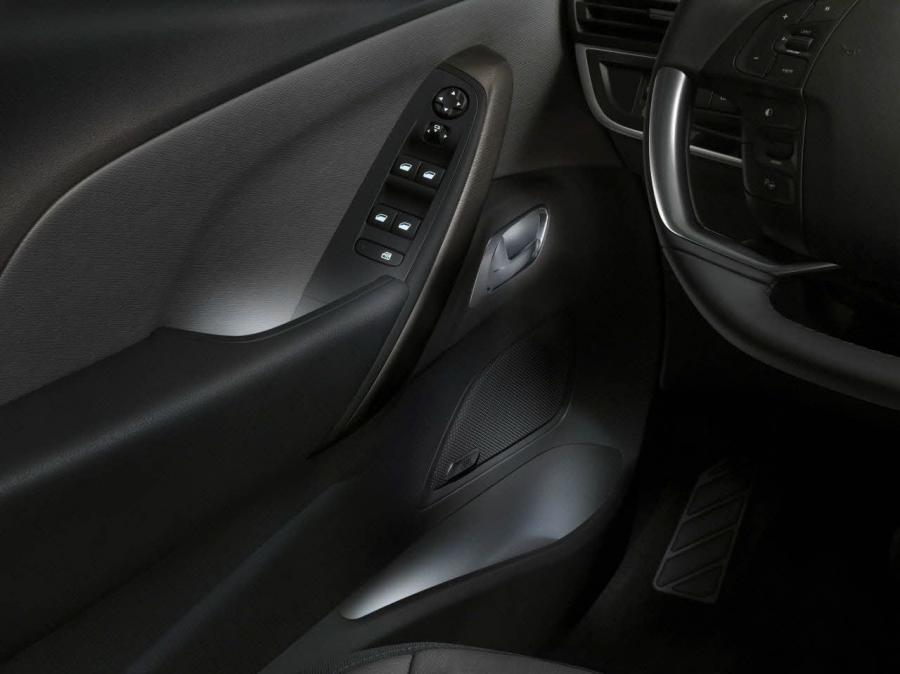  Citroen C4 Picasso 2013 года  (фото 41 из 50)